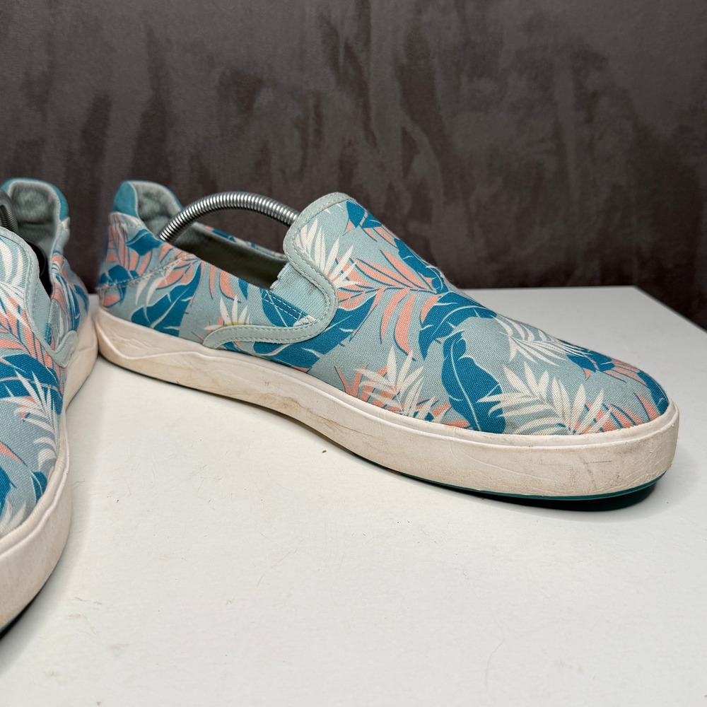 OluKai Lae'ahi Pa'i Beach Slip On Shoes Swell /Aloha 11.5 Blue Floral Hawaiian - Picture 5 of 9
